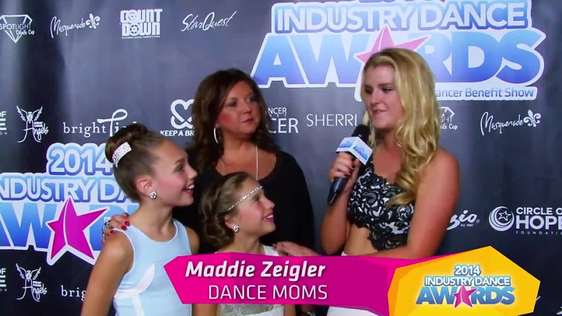 Abby Lee, Maddie & Mackenzie Ziegler Interview (Industry Dance Awards)