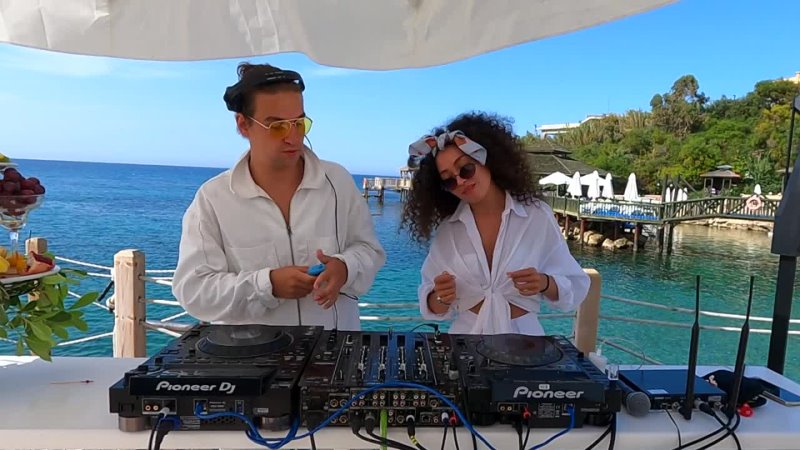 TINA WALEN & LEOO - AFRO HOUSE MIX - CYPRUS - MERIT HOTEL - MAY 2023