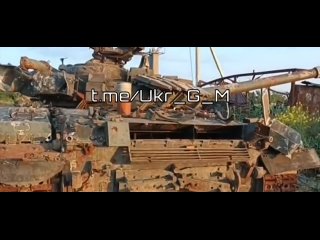 🇷🇺Доброе утро, мы из России🇷🇺
🇷🇺Бойцы ВС РФ показывают брошенную и выведенную из строя британские бронеавтомобили Mastiff,  Husk