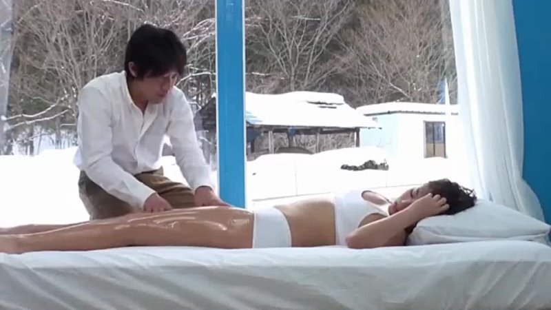Японский массаж замужней