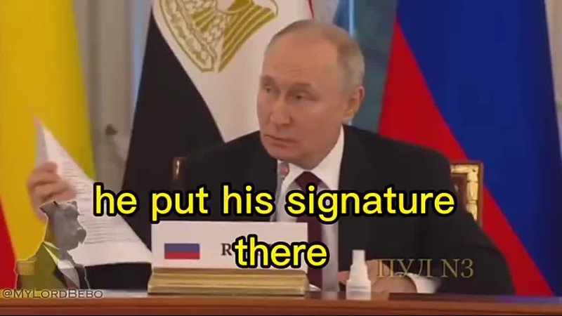 PUTIN SHOWS AFRICAN LEADERS THE AGREEMENT THAT KIEV BROKE FOR