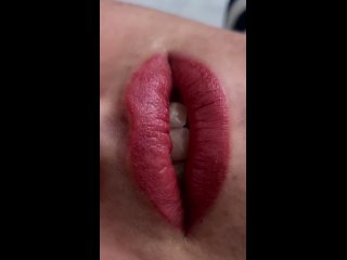 5 секретов красивых губ