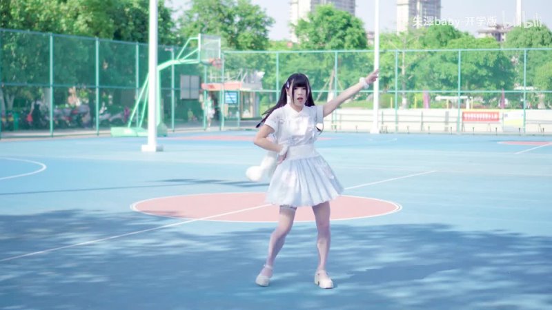 Super energetic school girl Lets dance to Shining