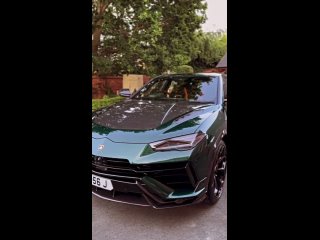 Lamborghini Urus Performante в цвете Verde Hydra