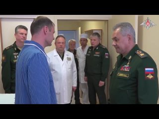 ⭐🇷🇺 Министр обороны РФ поздравил военных медиков с профессиональным праздником