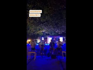 Instagram saros_beach_winehouse_caravan stories