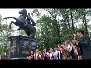 Открытие памятника национальному герою Венесуэлы Симону Боливару в Москве  | Llevo tu luz y tu aroma en mi piel