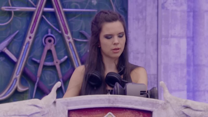 Amber Broos Live Mainstage, Tomorrowland