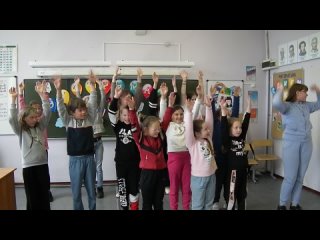 Отряд “Экстремалы“ при школе № 60 Танец-“Аррива“, истинно лагерный танец!!!
