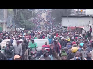 🇰🇪 Miles de personas protestan contra el Gobierno en varias ciudades de Kenia