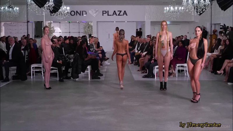 Nude Fashion Show by HancayCenter