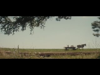 Җырчы Илсөя Бәдретдинова «823 чакрым» фильмындагы җырга клип төшергән.