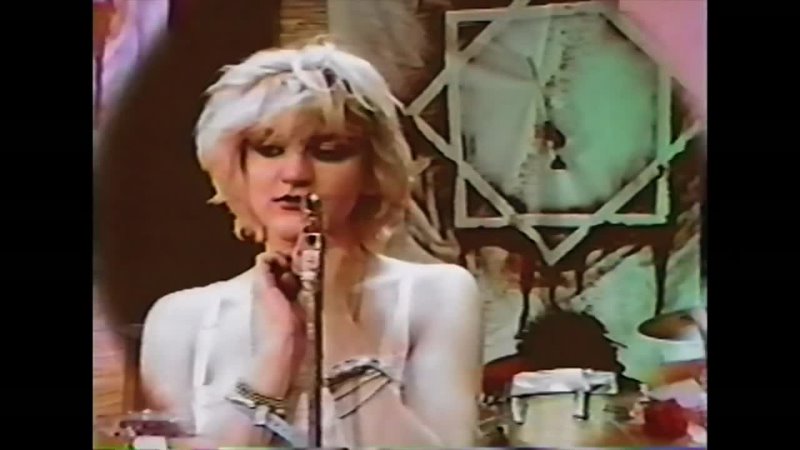 "Faith No More featuring Courtney Love-(Live)"(1984)