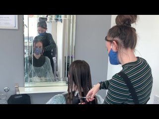 Emily Ralph - Charity haircut for YoungMinds! 13 INCHES of hair gone？!  My sisters Mental Health story 💛