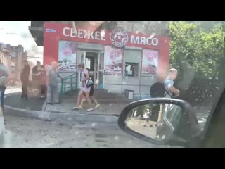 ВСУ нанесли удар по центру Донецка из РСЗО HIMARS. Сгорела маршрутка