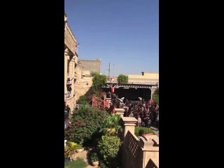 Возмущенные мусульмане штурмуют посольство Швеции в Ираке