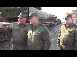 ⚡ | news | 🇷🇺 | Шойгу проверил, как выполняют гособоронзаказ на танковом заводе в Омской области