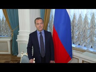 Либо переговорами, либо ядерным оружием: Медведев рассказал, как можно быстро завершить любую войну