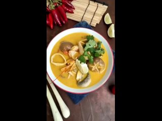 Классная подборка горячих сытных легких вкусных супов супчиков 👀  смотреть онлайн бесплатно (178)