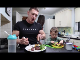 Bodybuilder tries The Rock’s DIET  WORKOUT for 24 hours...  5,000 CALORIES