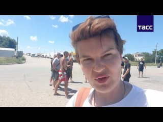 ▶️ На территории старого аэропорта города Керчи организована перехватывающая парковка. Сейчас там в ожидании открытия Керченской