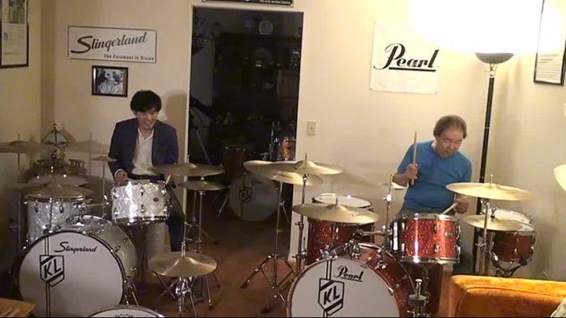 World Class Drum Solo Duet KOSUKE TUCKER (JAPAN) KEN LOOMER (USA) 