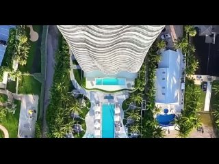 Резиденции с обзором на 360 градусов в Sunny Isles Beach / Regalia Residences