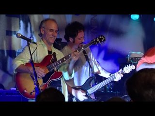 Larry Carlton Steve Lukather Band - The Paris Concert