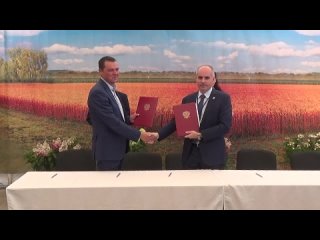 Церемония подписания соглашений на 25-ой Поволжской агропромышленной выставке