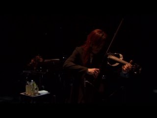 [] Toshi, Yoshiki, Sugizo - 雨音 Amaoto (AKASAKA BLITZ-LAST CONCERT)