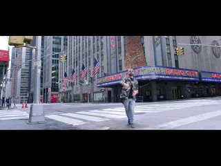 GIMS - Mi Gna ft. Super Sako, Hayko (Clip Officiel).mp4