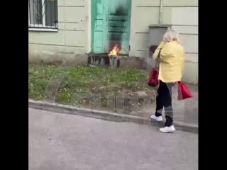 Поджигательница Выборгского военкомата в Петербурге