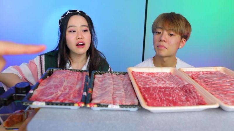 Japans  Alice In Wonderland Killer  - Playing Cards Left On Bodies   Japanese A5 Wagyu Mukbang