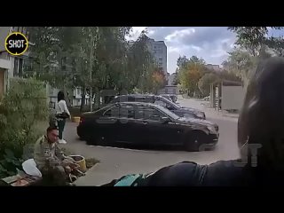 Мужчина в Казани взорвал светошумовую гранату около подъезда