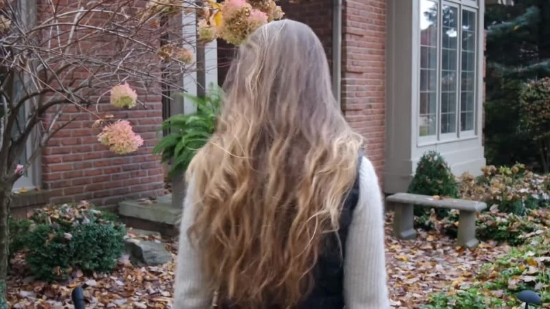 Emily Jean Beauty - CUTTING MY HAIR