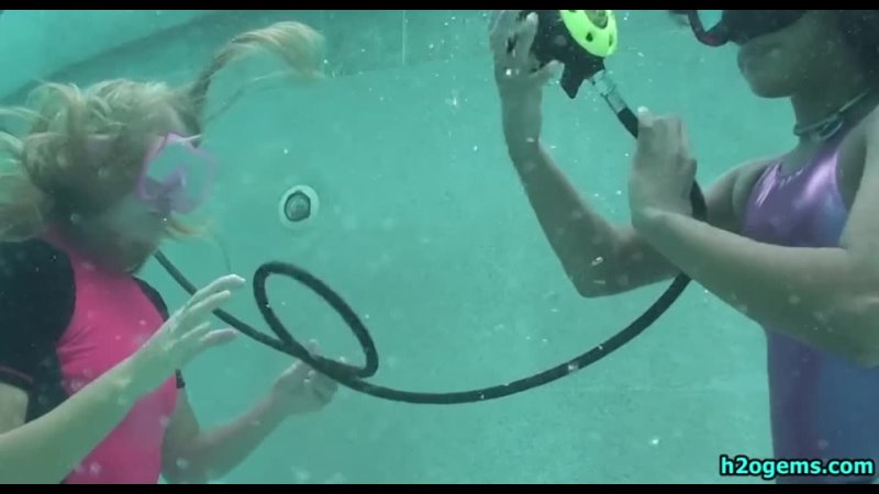 Underwater girls training