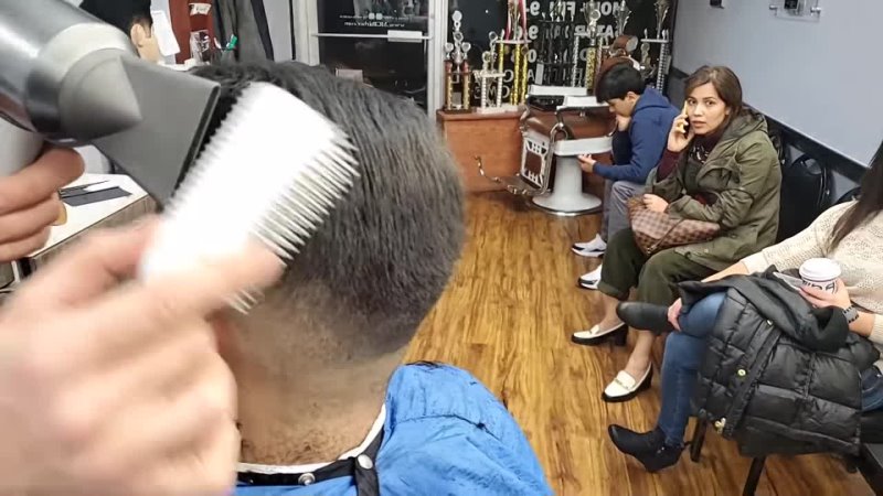 MC Barber MCs Expert Guide to a Skin Fade with Push Back Hair