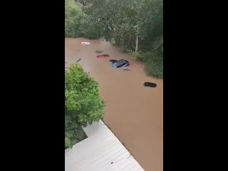 ☝️☢️🗣 - 🇧🇬⛈🌪Царёво, Болгария обстановка в городе после наводнения вызванного дождями.