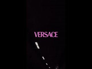 Ирина Шейк, Джиджи Хадид, Стелла Максвелл в рекламном видео-кампейне Versace Fall/Winter 2023
