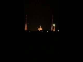 Запуск ракеты-носителя «Союз-2.1а» с символикой Новосибирска