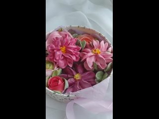 Видео от Торты на заказ Курганинск Свадебные торты