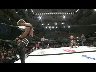 Dragon Gate Crown Gate 2014 - Day 1 ()