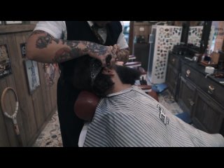 💈 ASMR BARBER - БАЙКЕР пришел подстричь БОРОДУ, а ушел с ЧАСТЬЮ ИСКУССТВА 👌