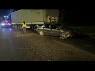 Большегруз и три легковых автомобиля столкнулись ночью в Кстовском районе.