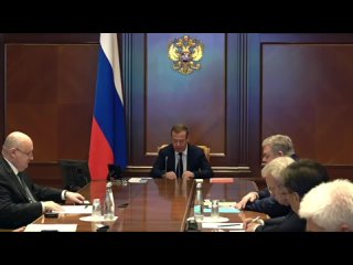 Дмитрий Медведев провёл совещание по вопросам доукомплектования Вооруженных сил РФ.