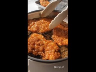 ХРУСТЯЩАЯ КУРОЧКА В ЧЕСНОЧНО-МЕДОВОМ СОУСЕ