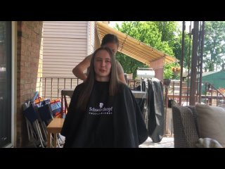 2GirlsBeingBros - Giving our friend a HAIRCUT at HOME! (Quarantine Haircut!) - Roxannes Beauty Saloon