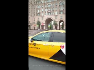 Если ехать на такси, то только с таким водителем, как Фёдор Смолов

🚘 

#Новости.