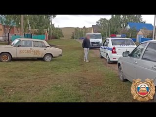 18-летний парень и его друзья угнали и разрисовали украденную машину  в Башкирии