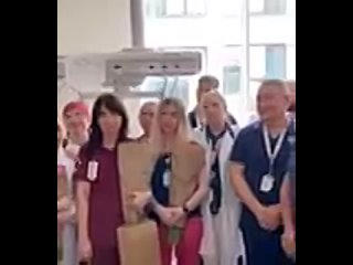 “Спасибо всем, что спасли мою жизнь“: фигурист Роман Костомаров выписался из больницы и опубликовал трогательное видео, как он б